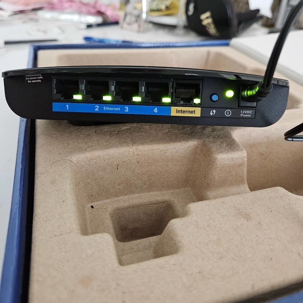 LINKSYS Router E1200 Wireless N